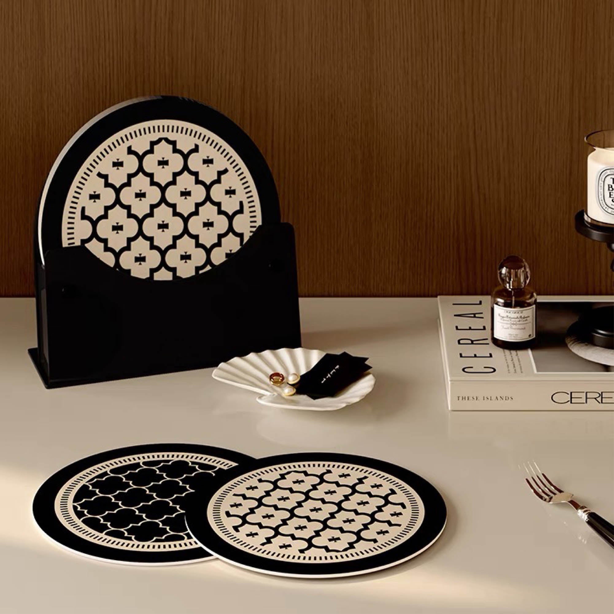 Medieval Classic Tile Patterned Trivet