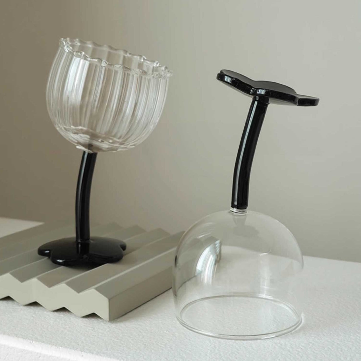 Ribbed Black Wilted Flower Glass Cup
