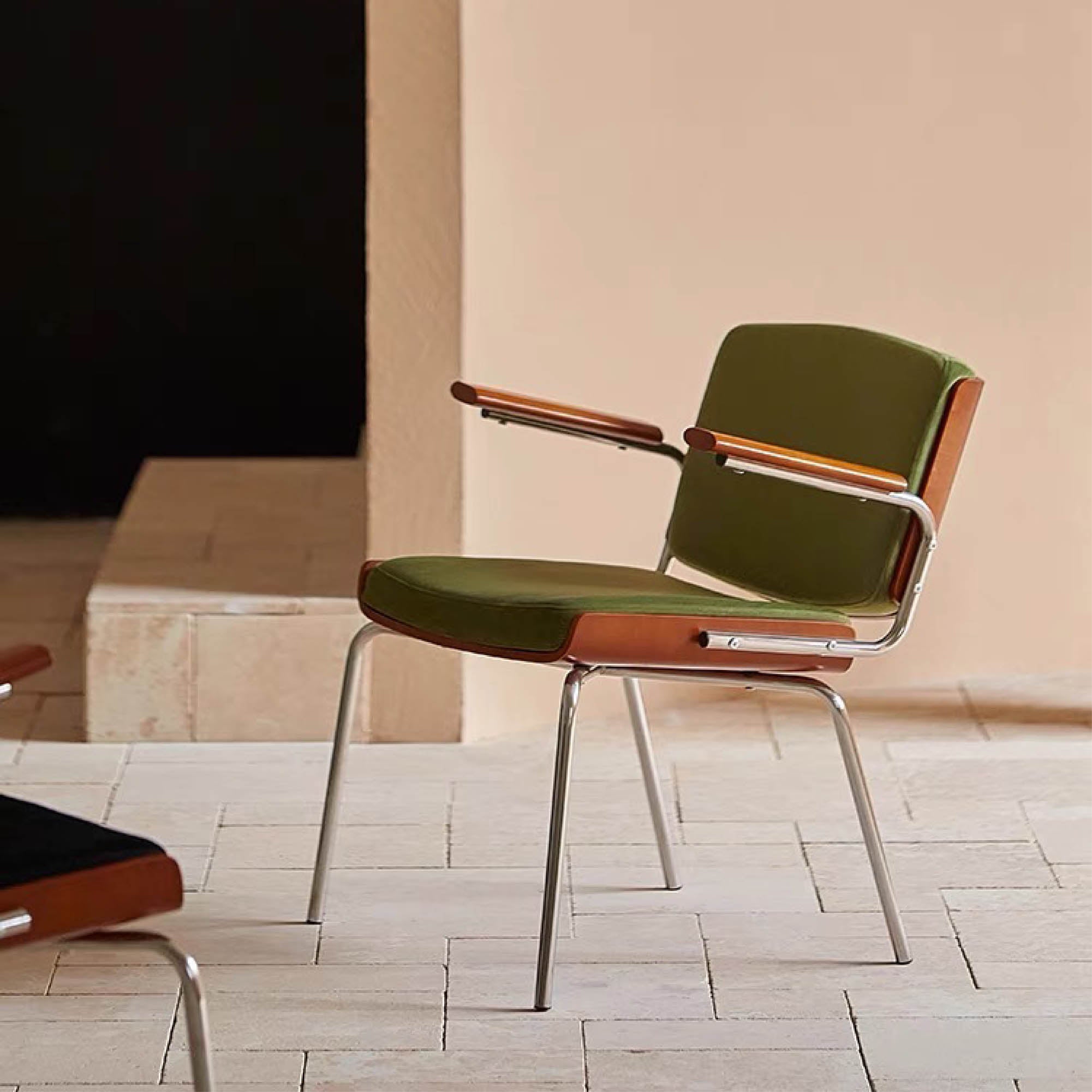 BILLY Dining Chair
