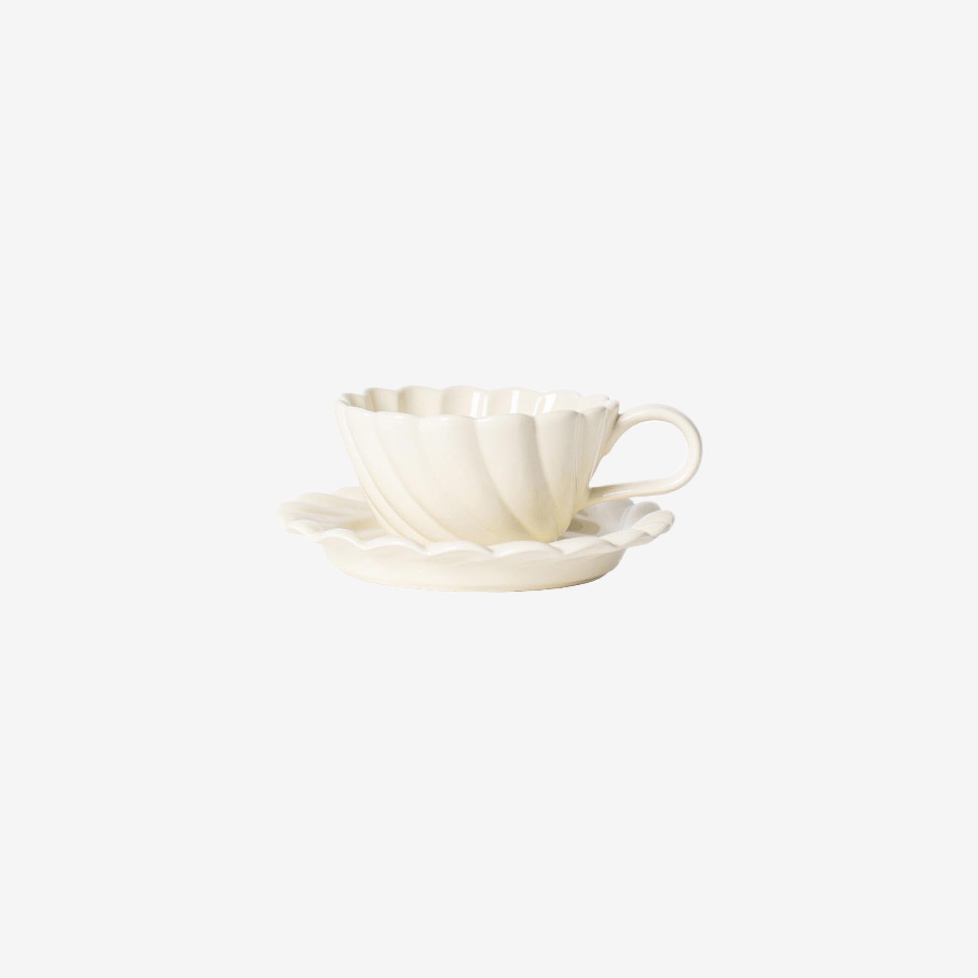 Swirl Edge Cup & Saucer Set