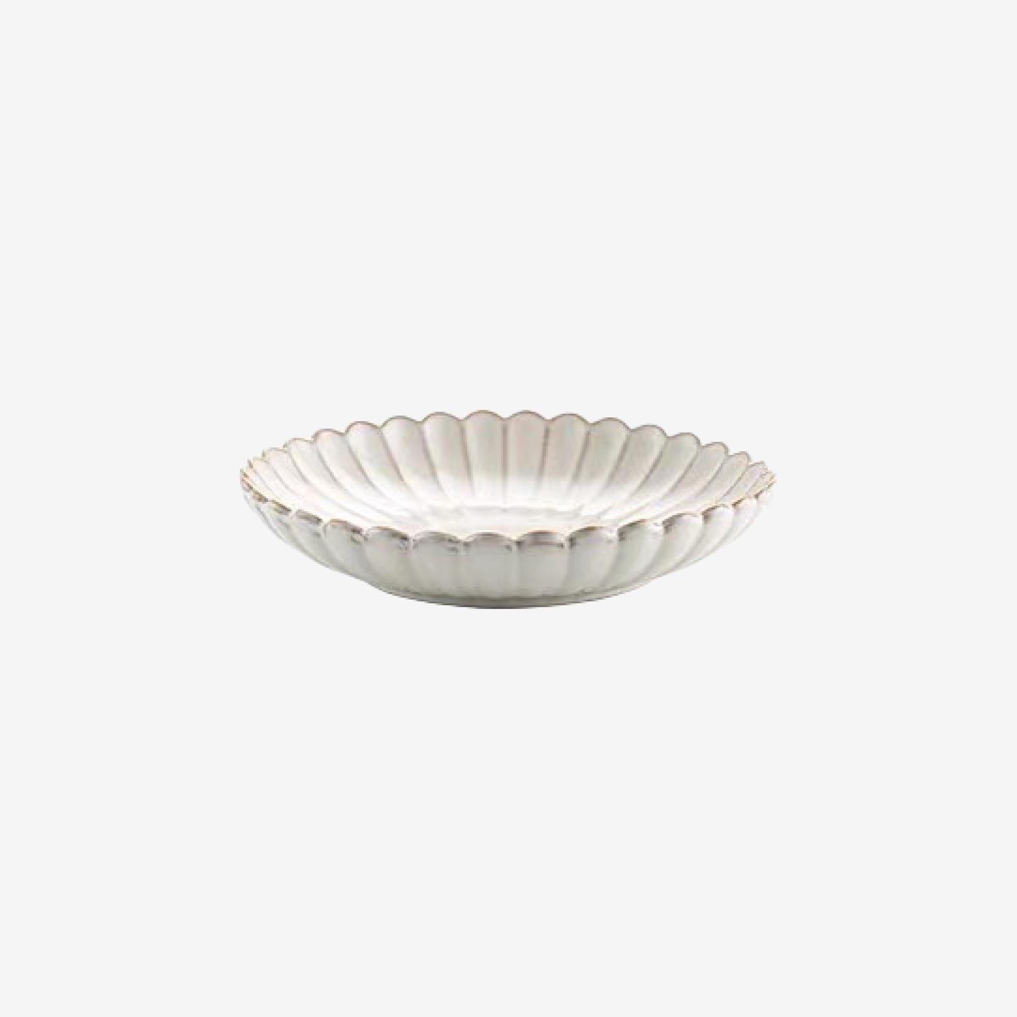 White Scallop Edge Deep Plate