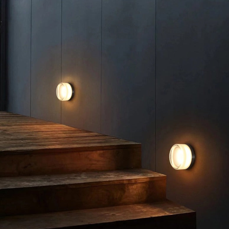 Round Wall Light