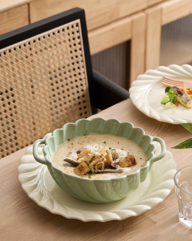 Swirl Edge Ceramic Serving Bowl