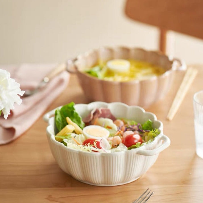 Scallop Edge Serving Bowl