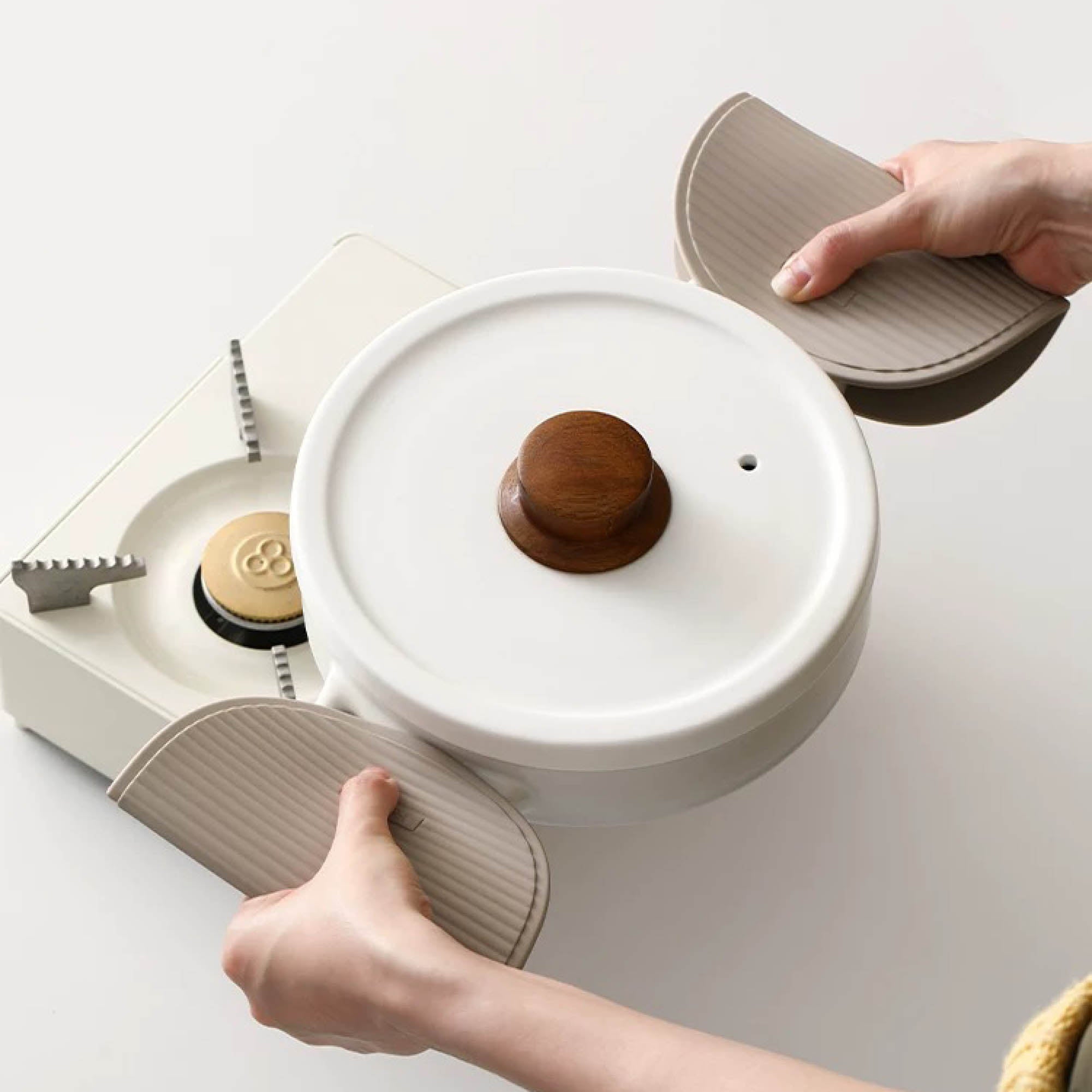 MIM Oval Trivet