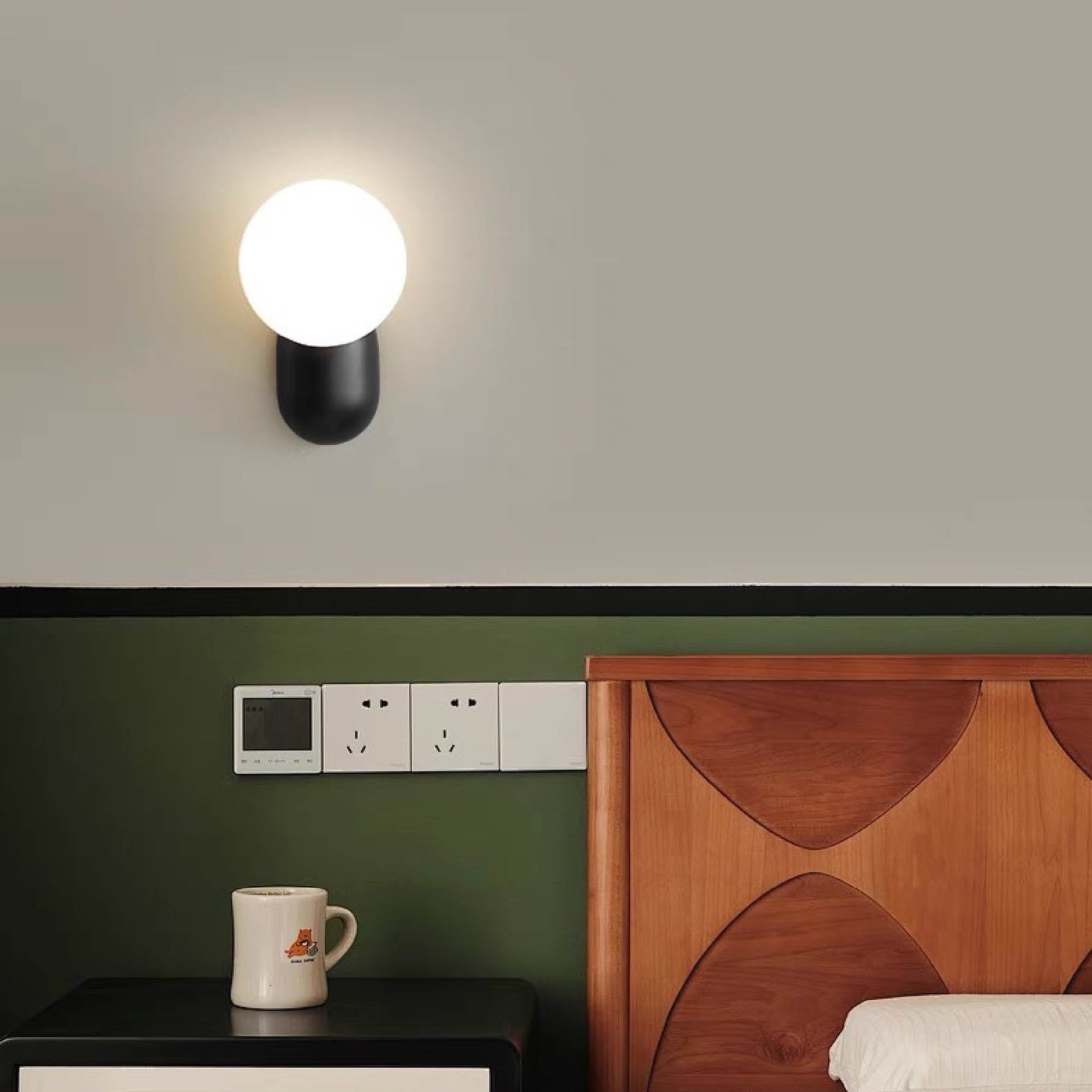 LIO Wall Light