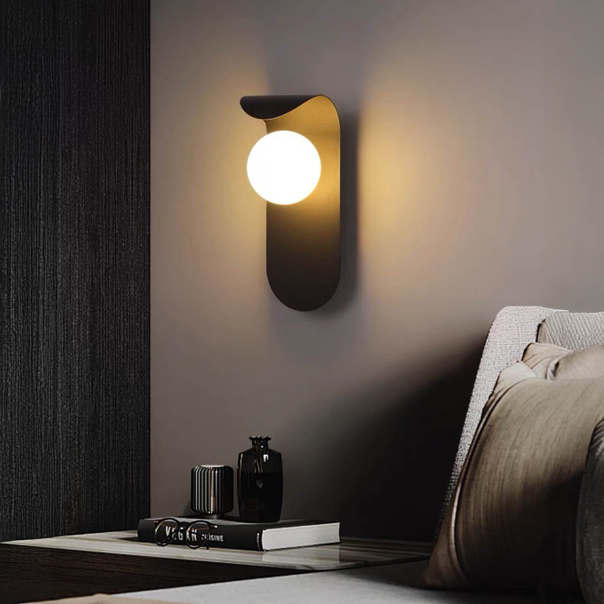 VOLL Wall Light