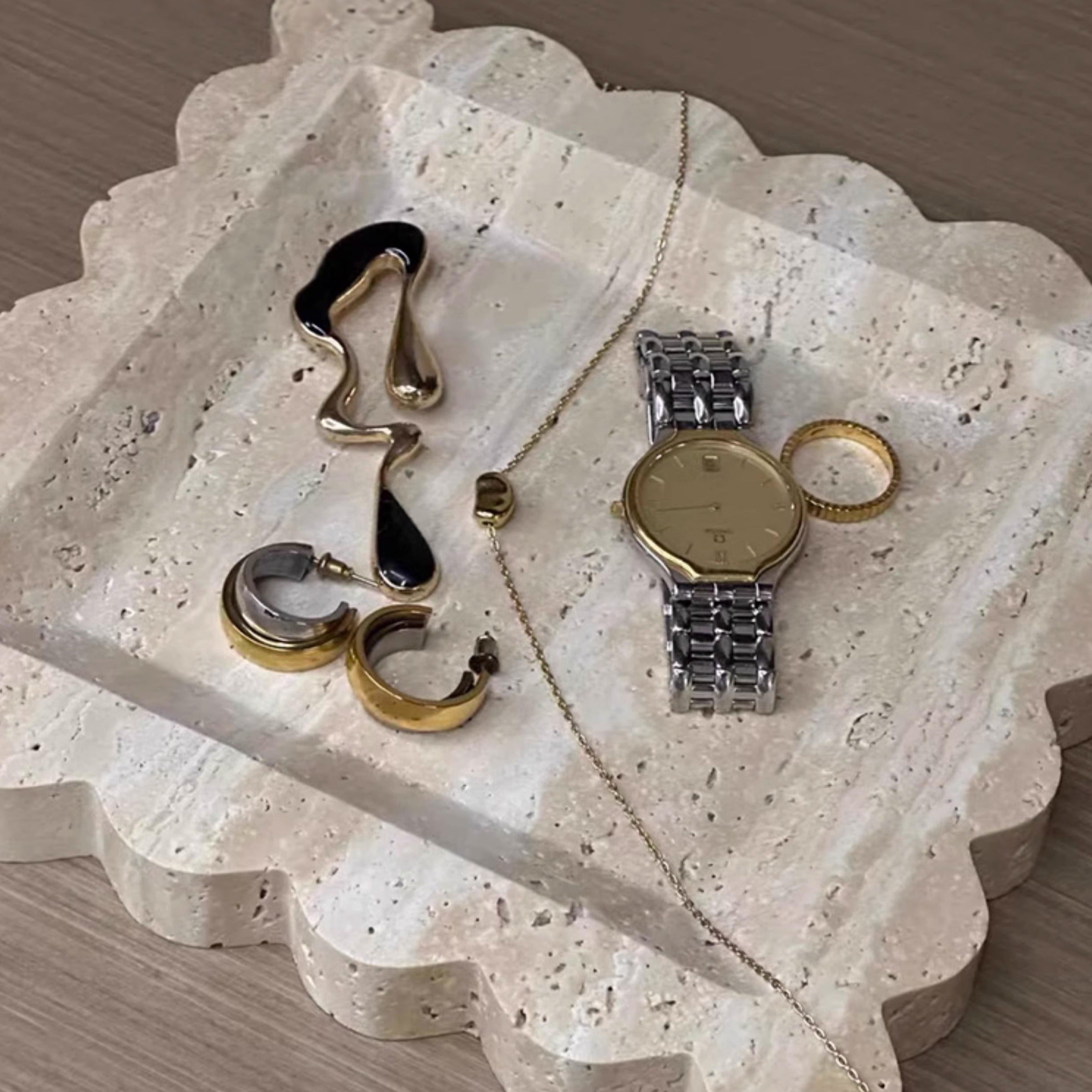 Scallop Stone Plate