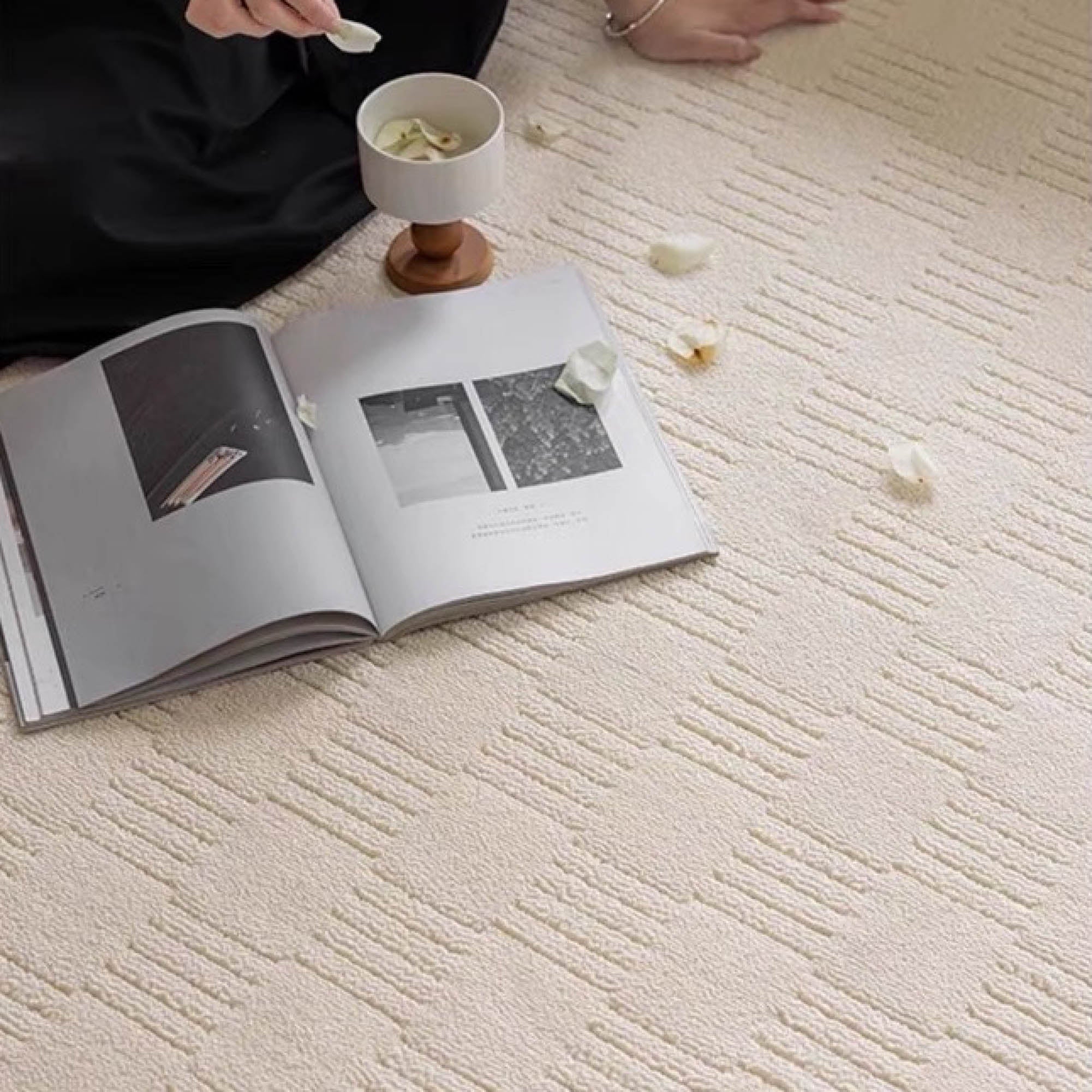 ARIADNA Textured Rug