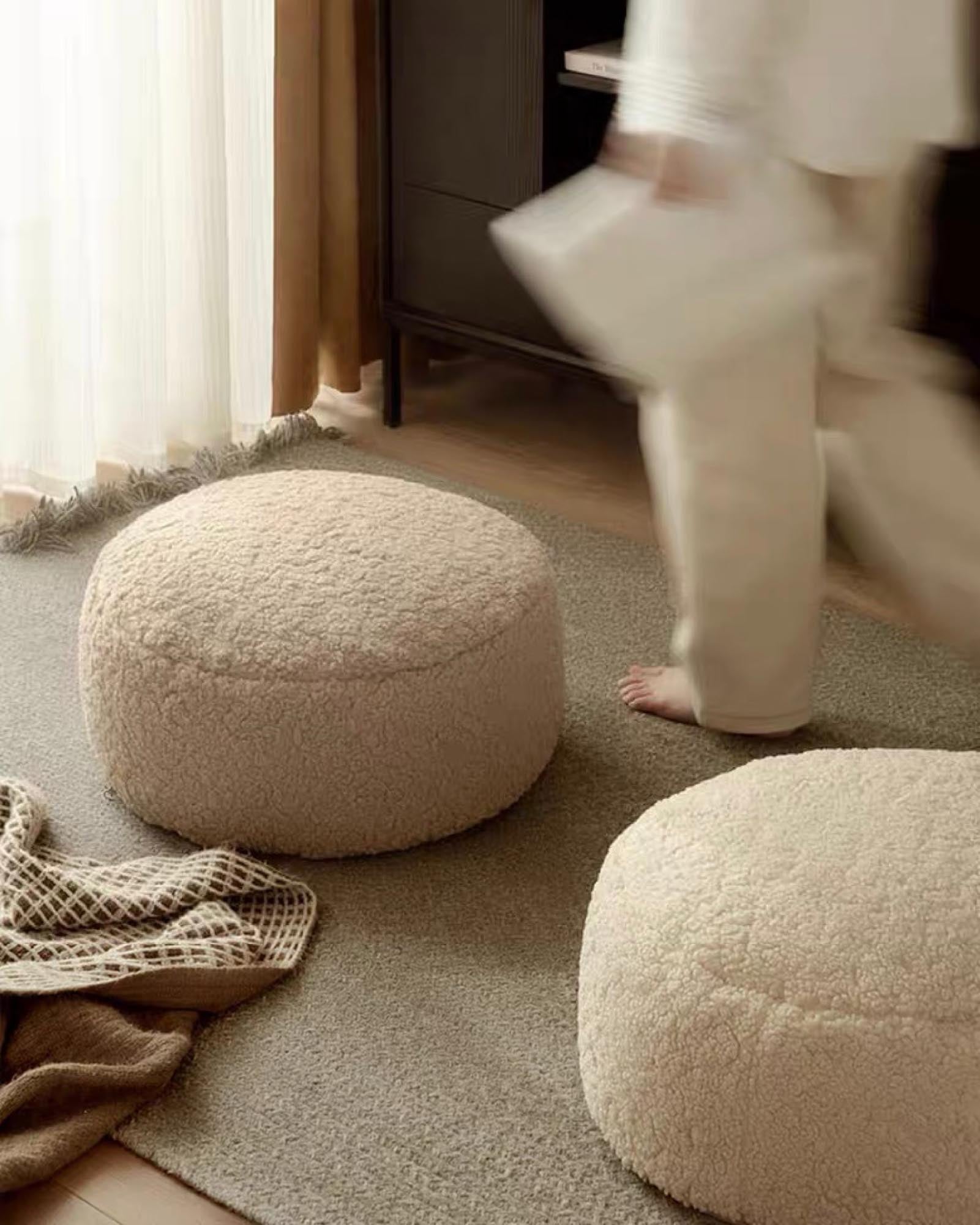Round Teddy Pouf