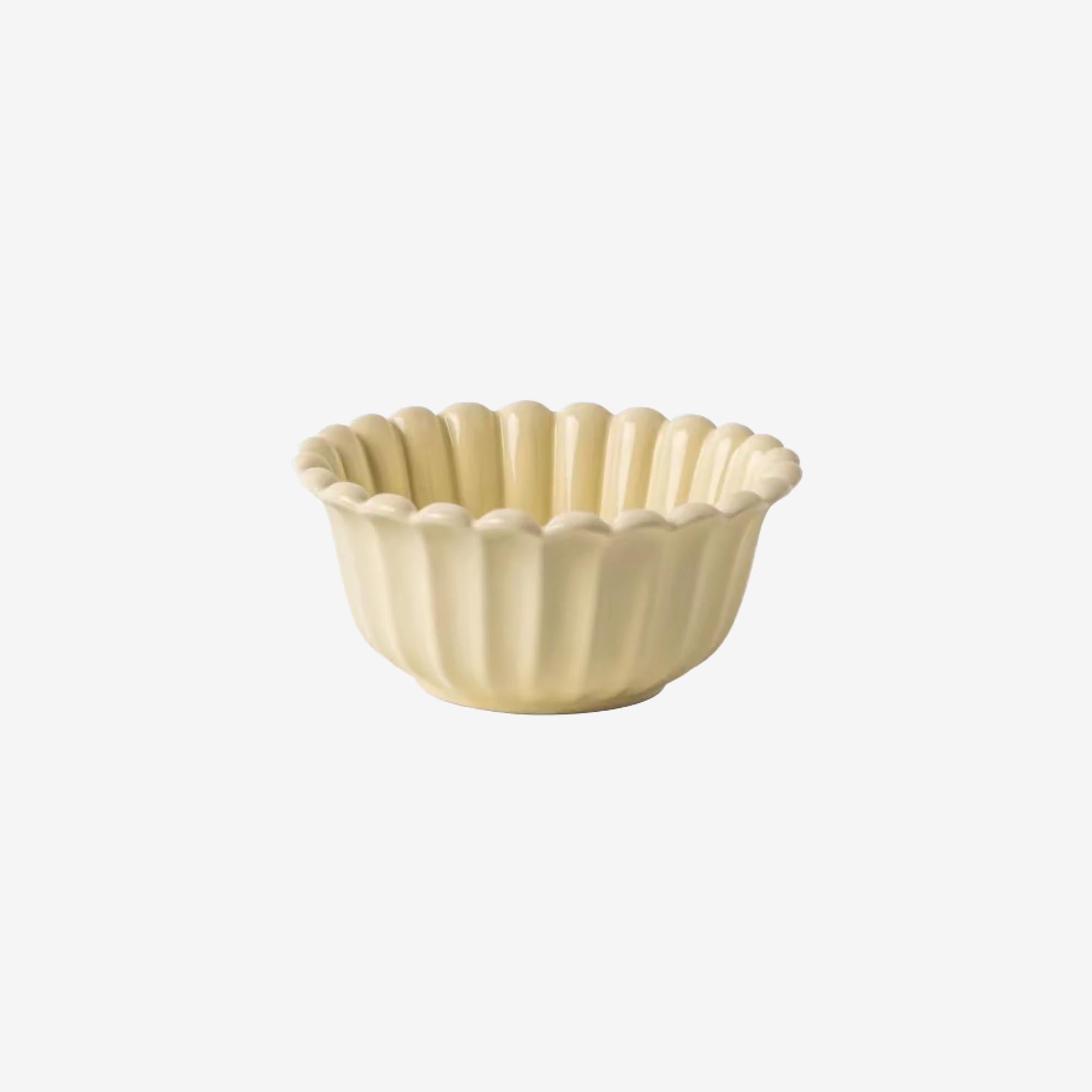 Lemon Scallop Edge Bowl