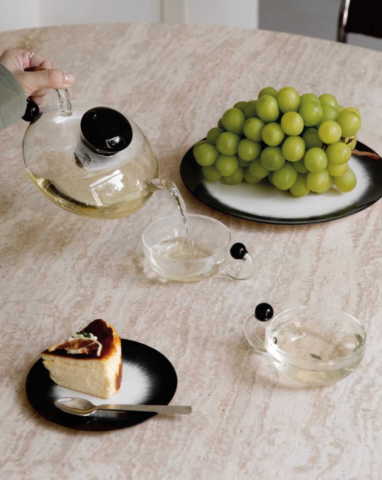 Black Bead Tea Pot and Tea Cup Set
