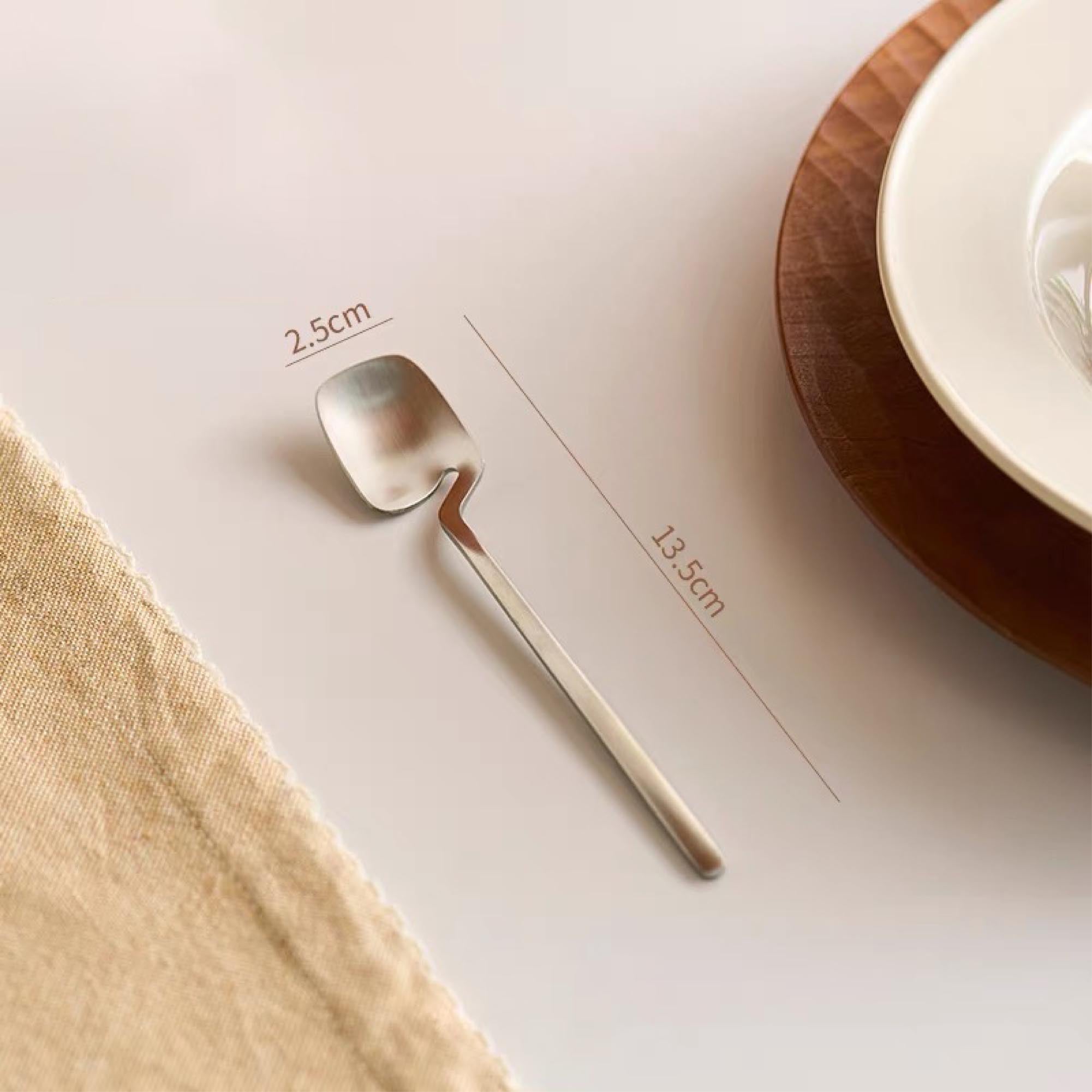 Metal Hook Cutlery (set of four)