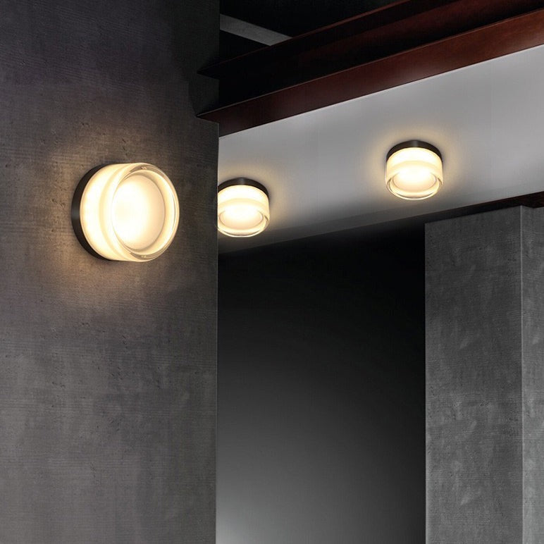 Round Wall Light