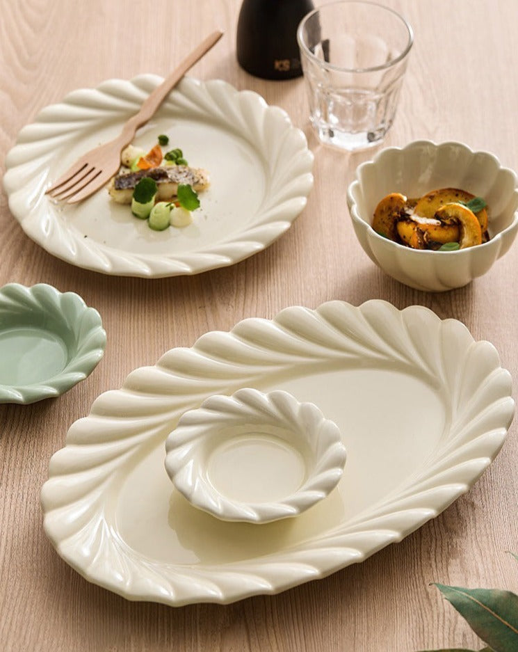 Swirl Edge Ceramic Plate