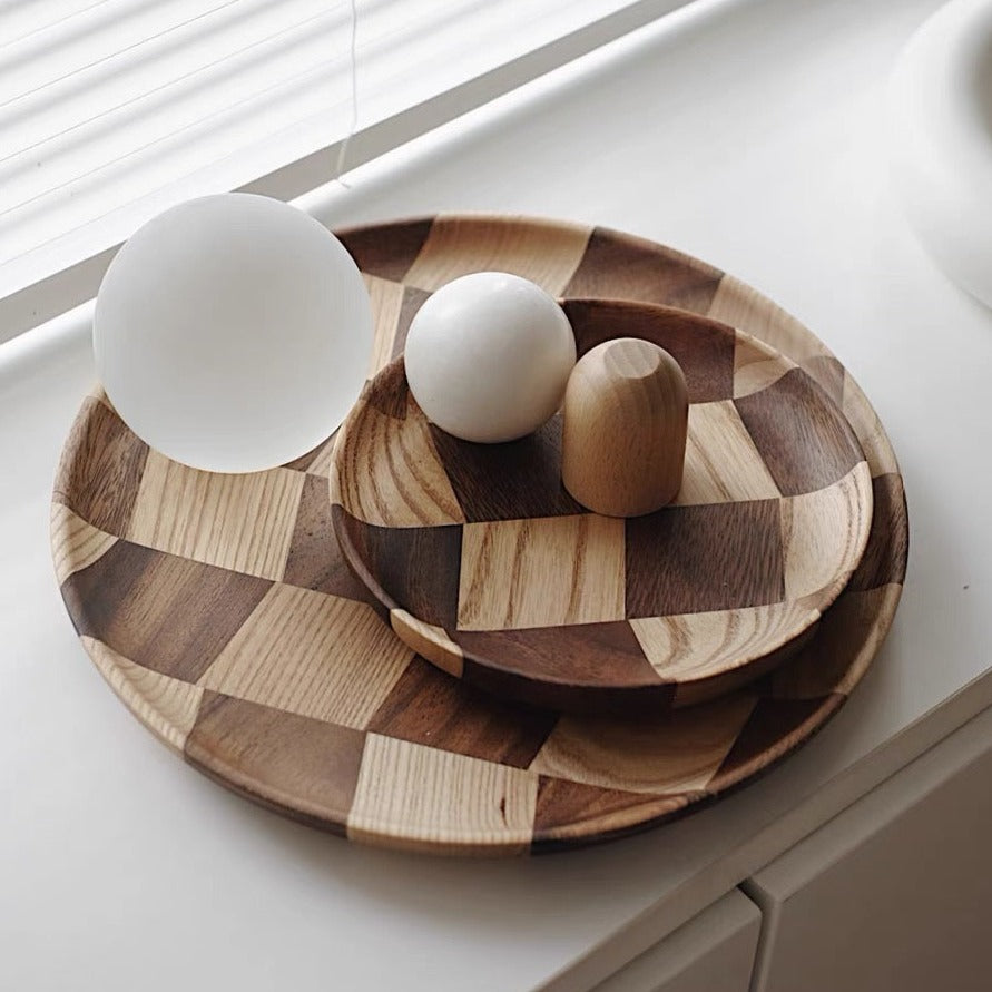Checkered Round Tray