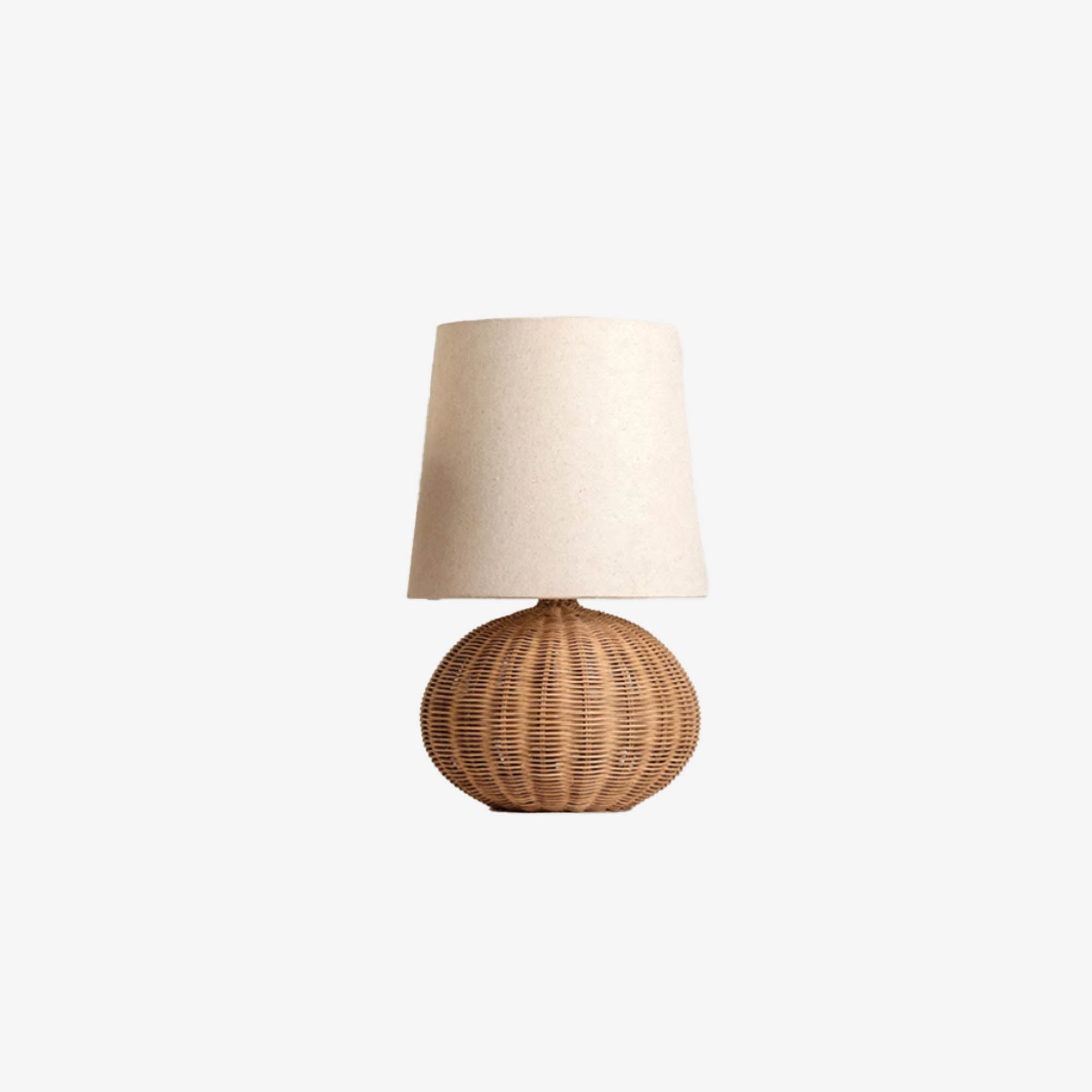 REIDI Oval Rattan Table Lamp