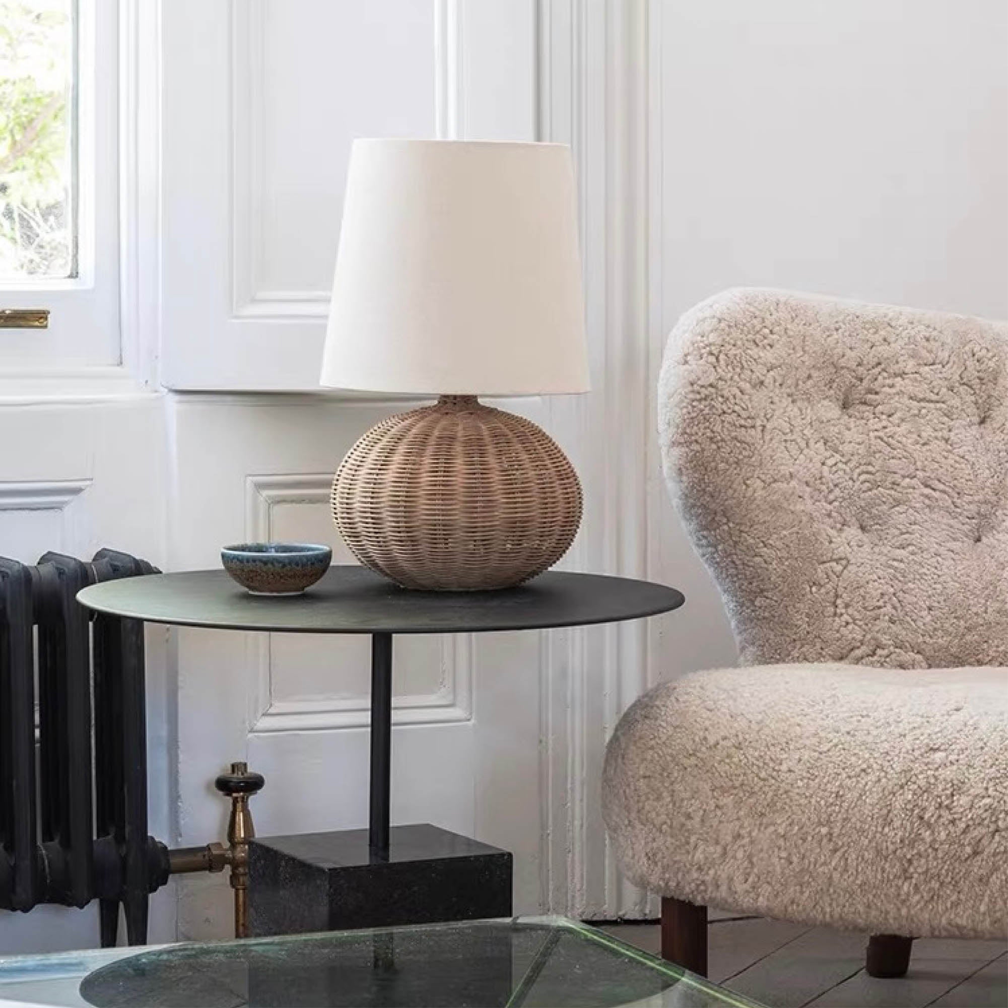 REIDI Oval Rattan Table Lamp