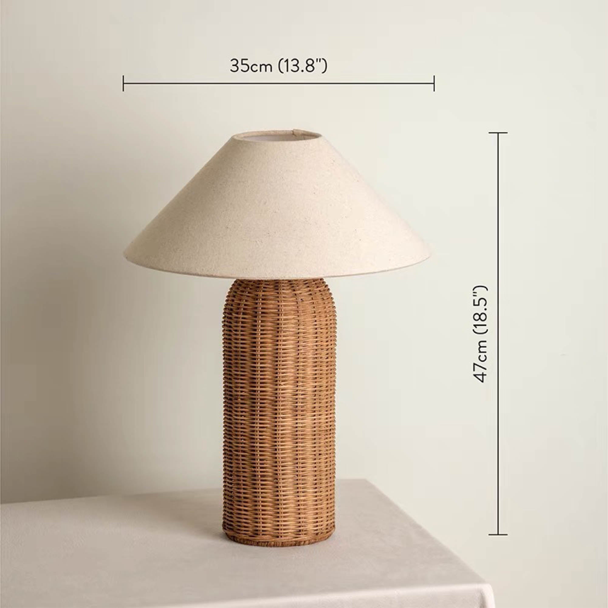 REIDI Pillar Rattan Table Lamp