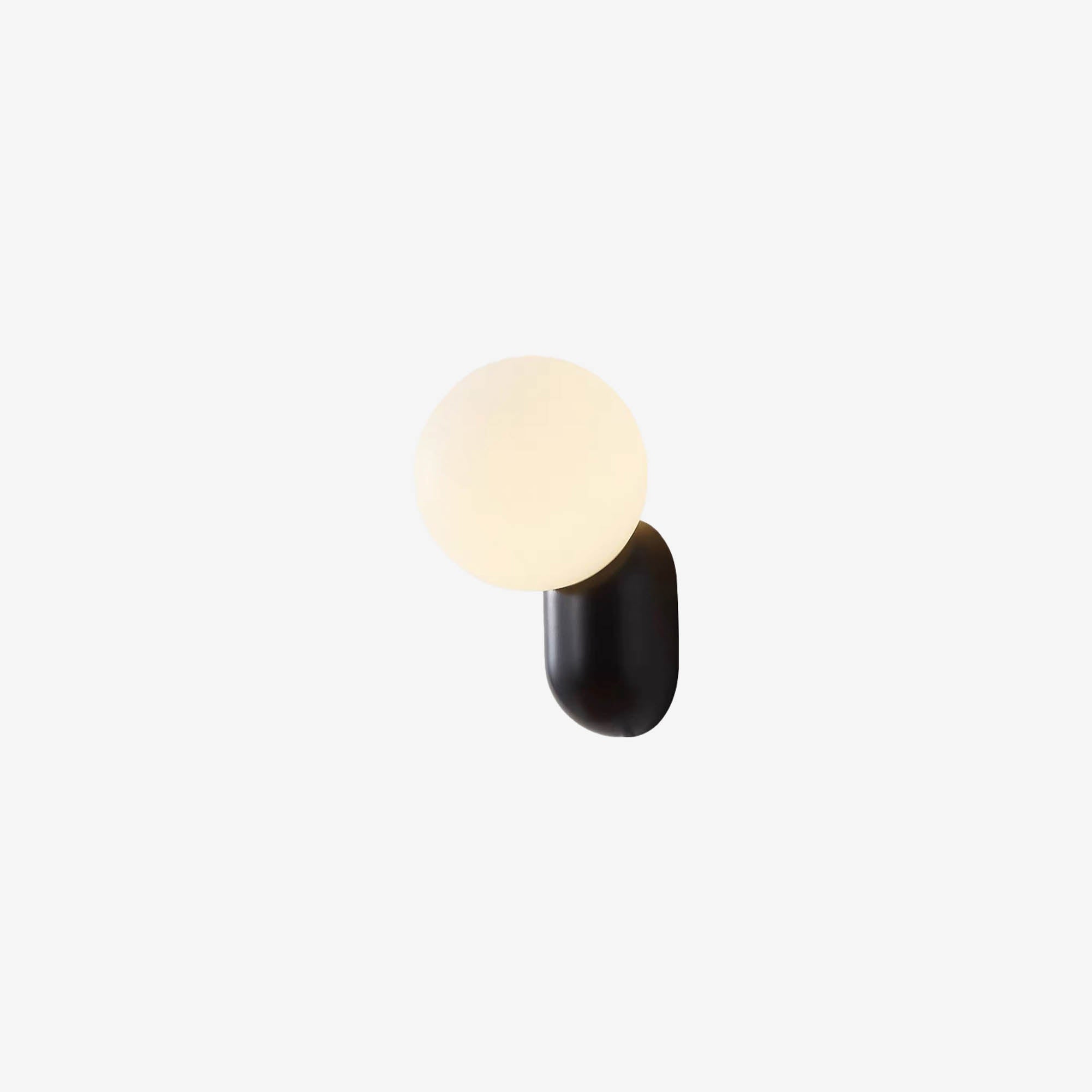 LIO Wall Light