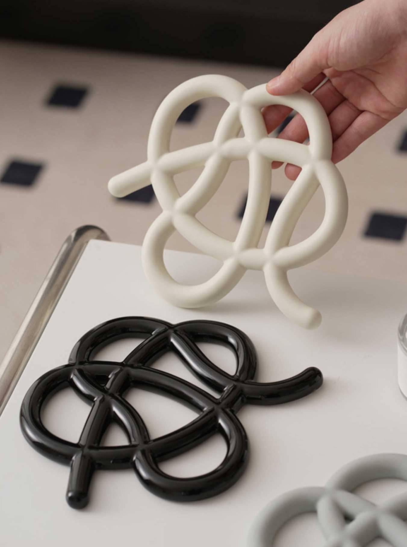 Knot Ceramic Trivet