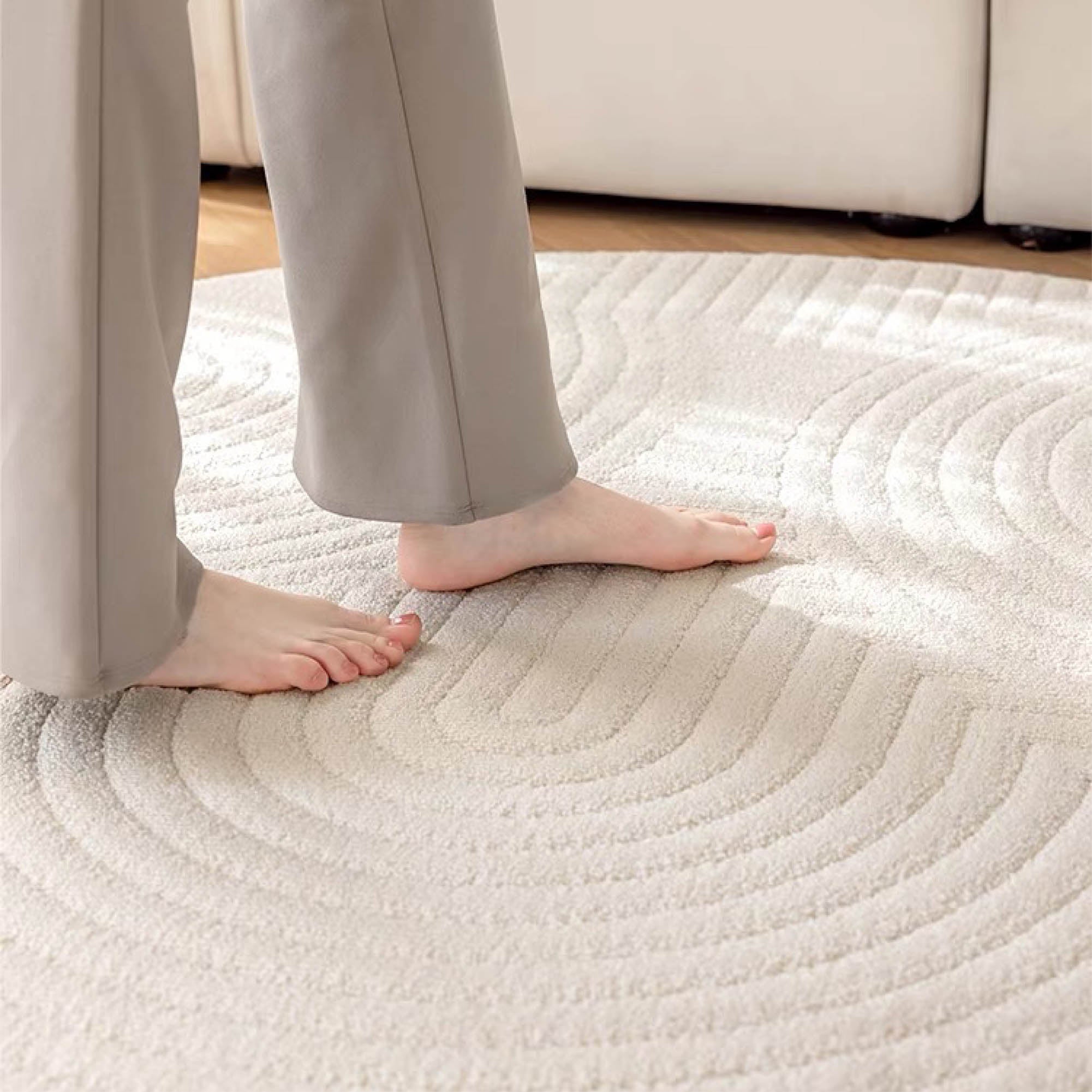 CLOU Ivory Round Textured Rug