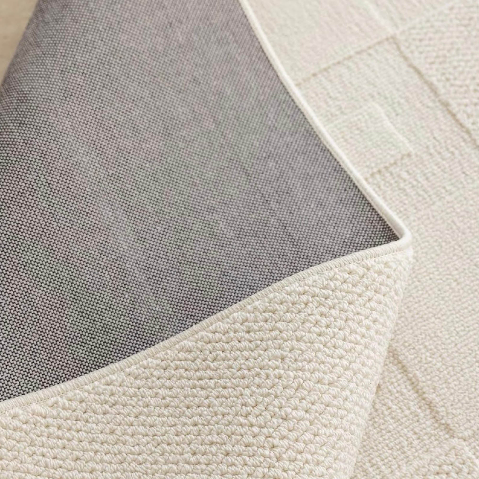 HEIME Textured Rug