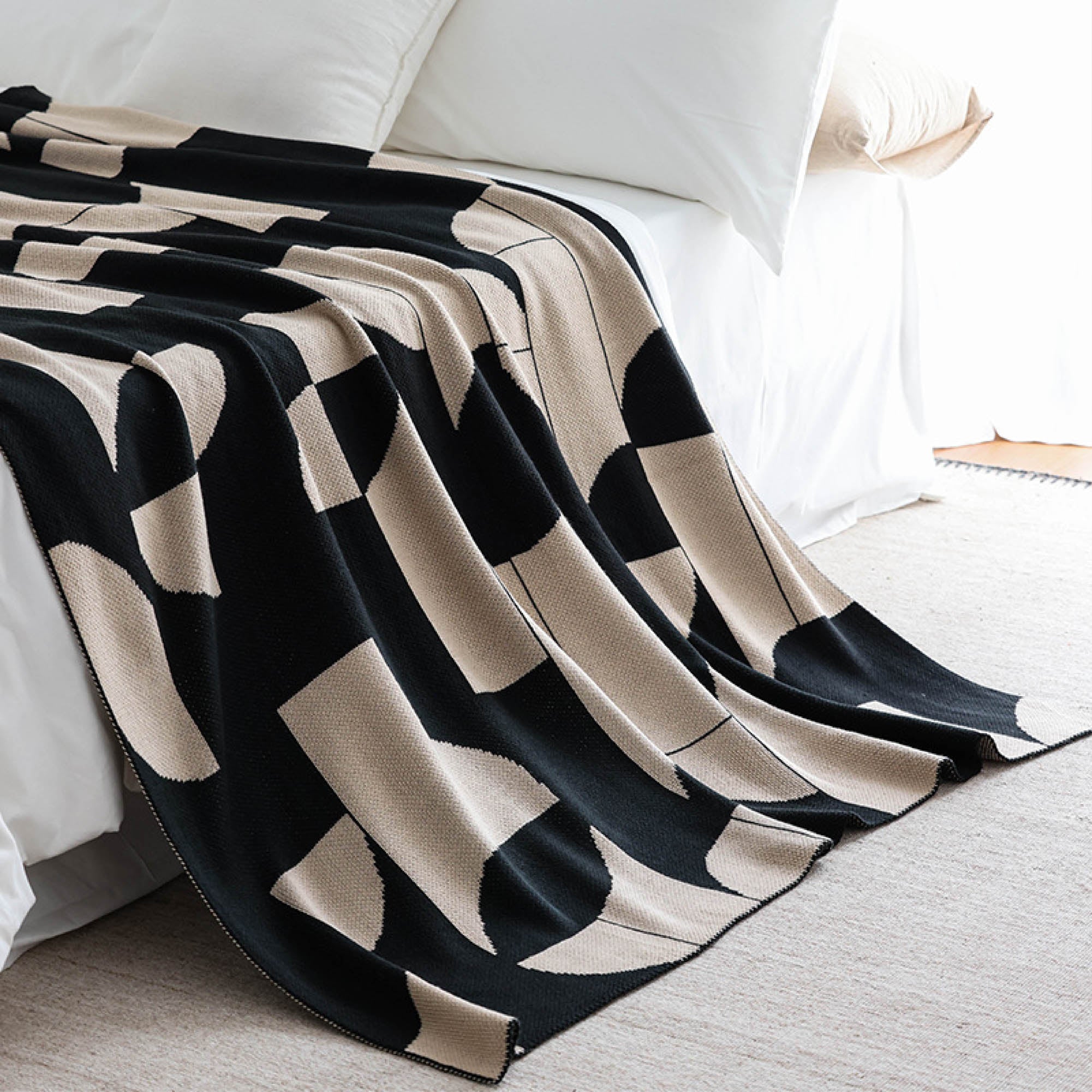 ELLA Knitted Throw