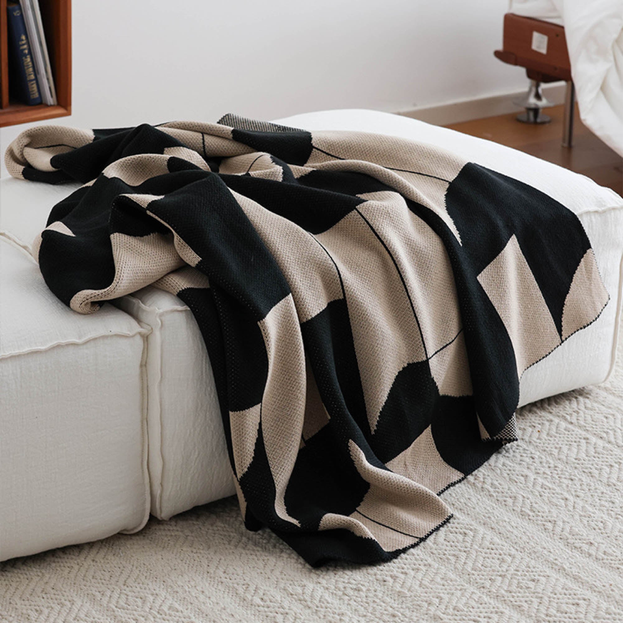ELLA Knitted Throw