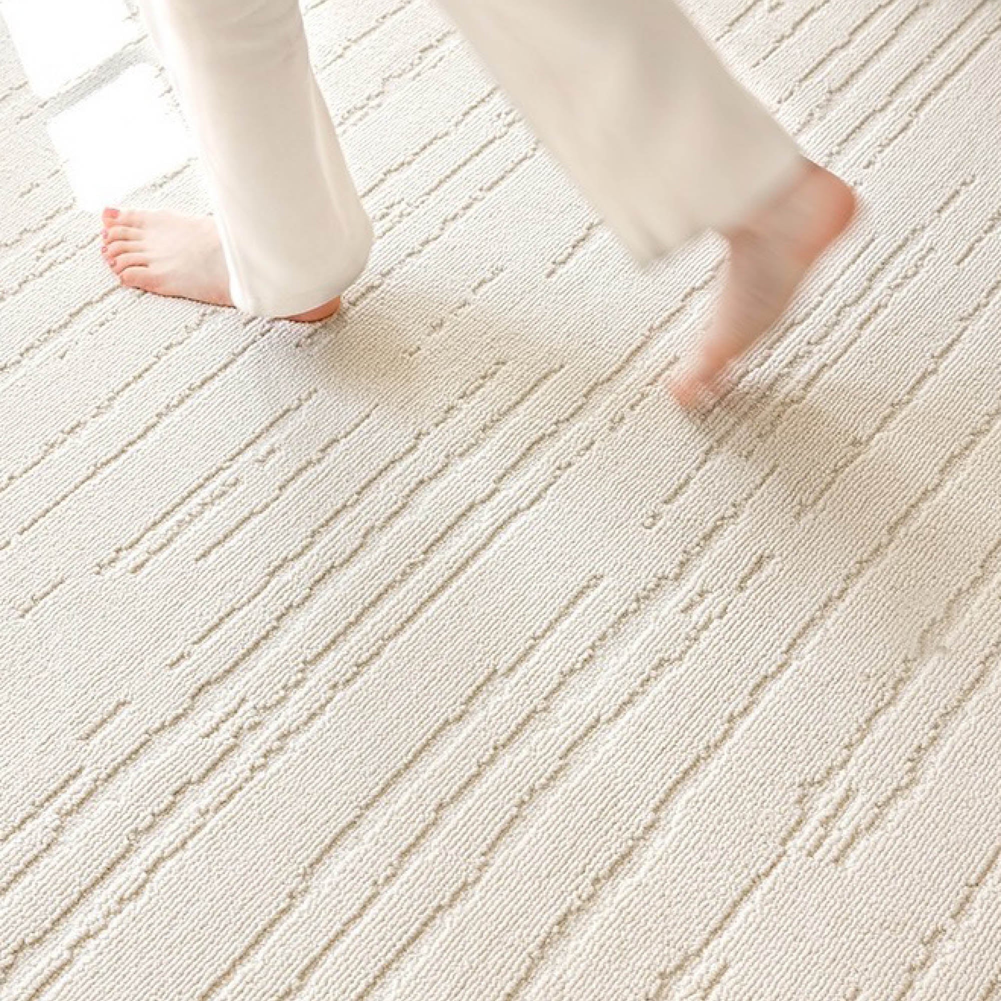REINA Round Textured Rug