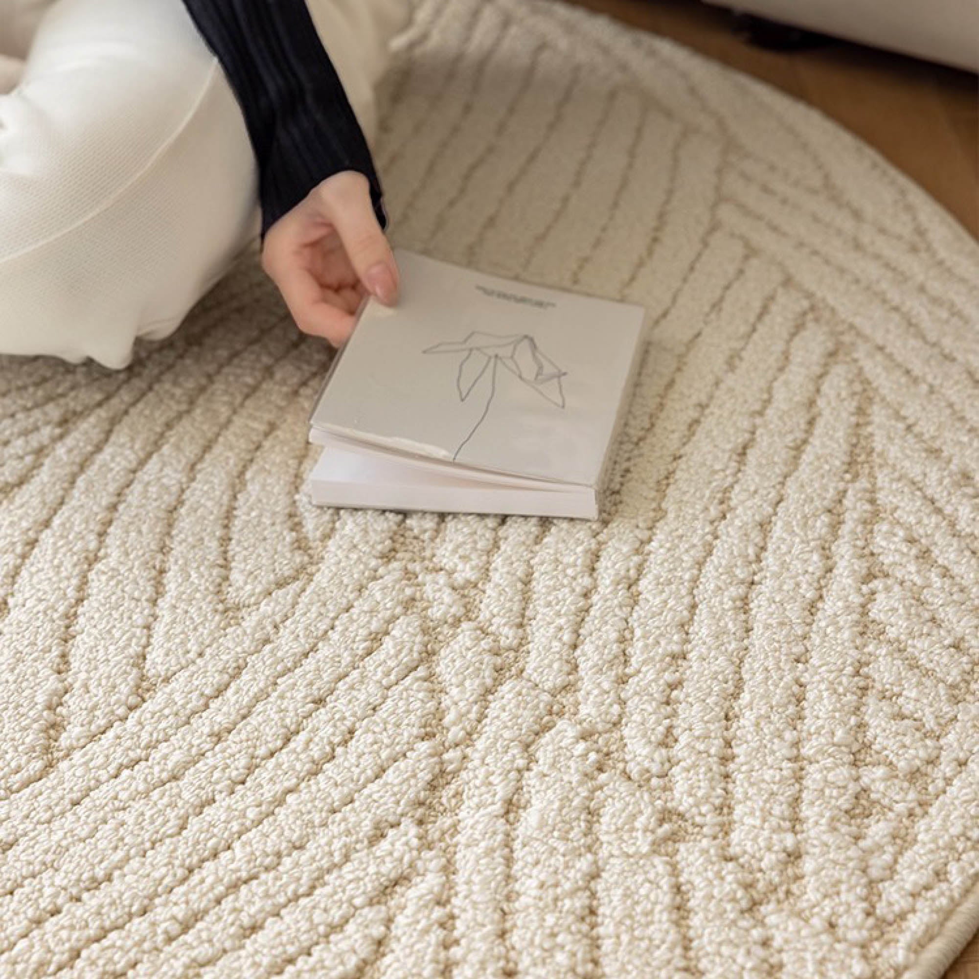 ILA Round Textured Rug