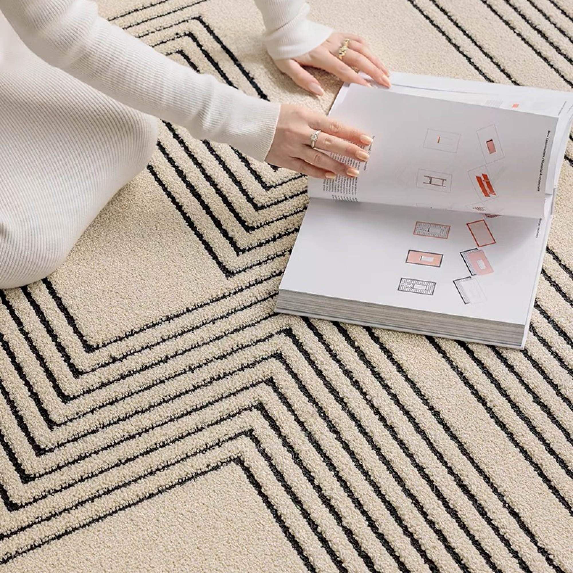 CLAVA Textured Rug