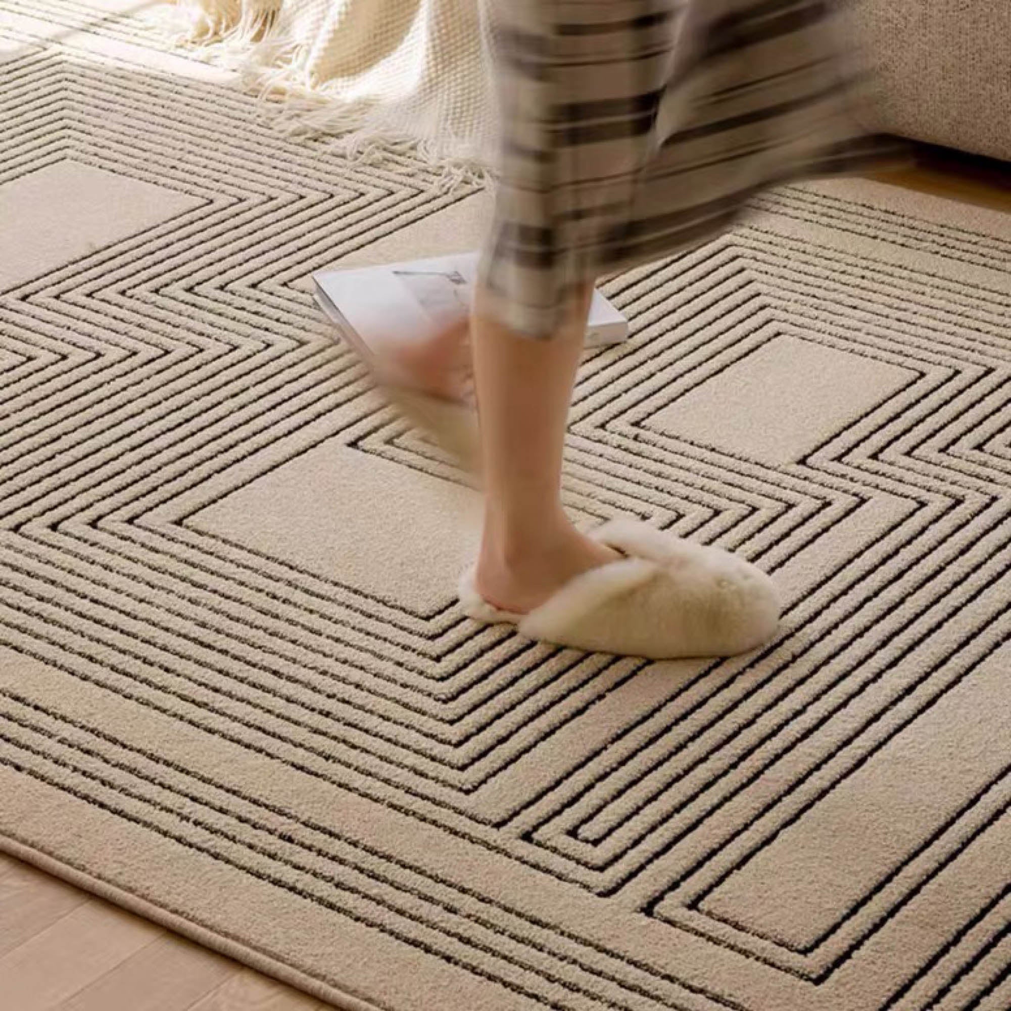 CLAVA Textured Rug