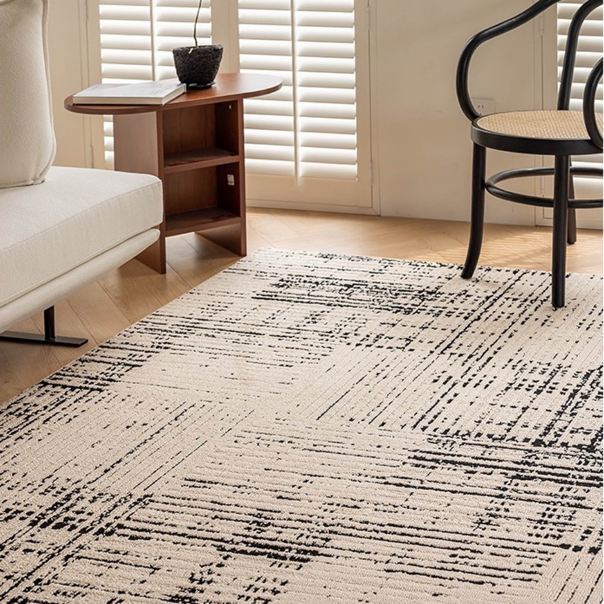ODAMI Textured Rug