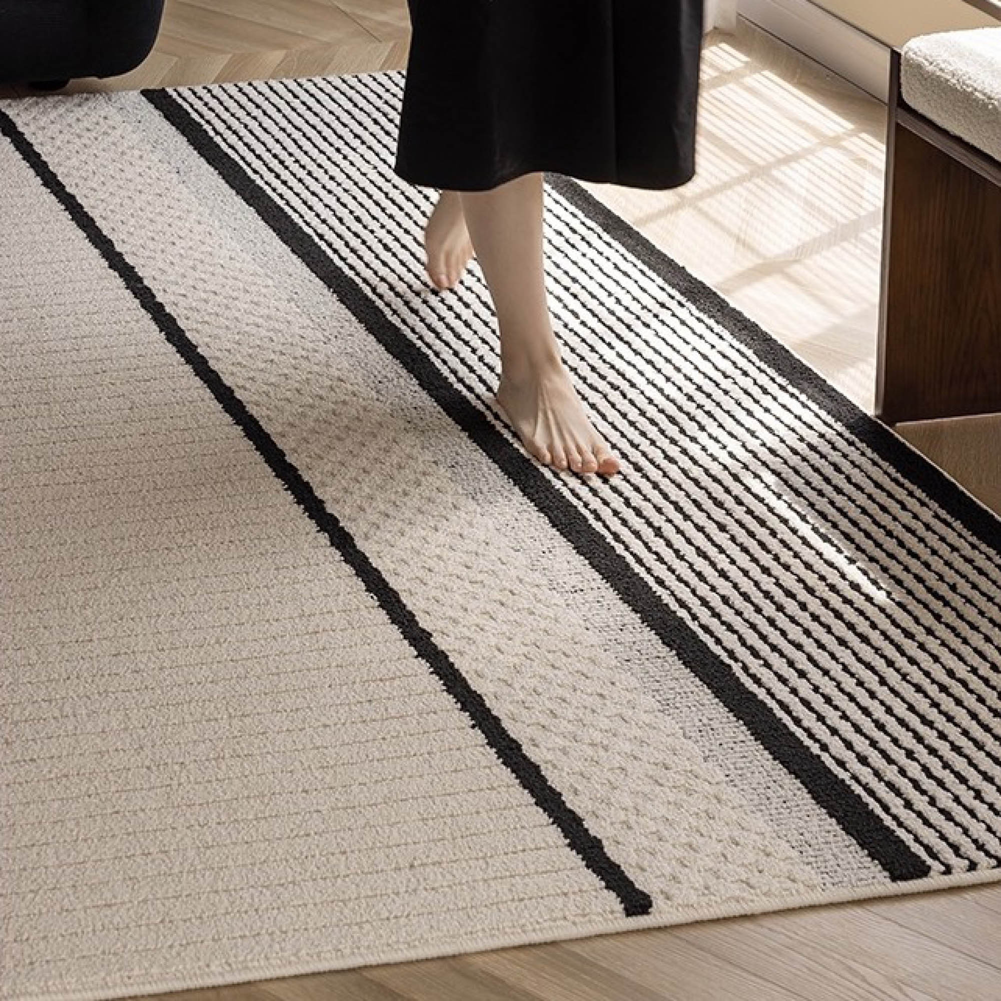 MEGEL Textured Rug
