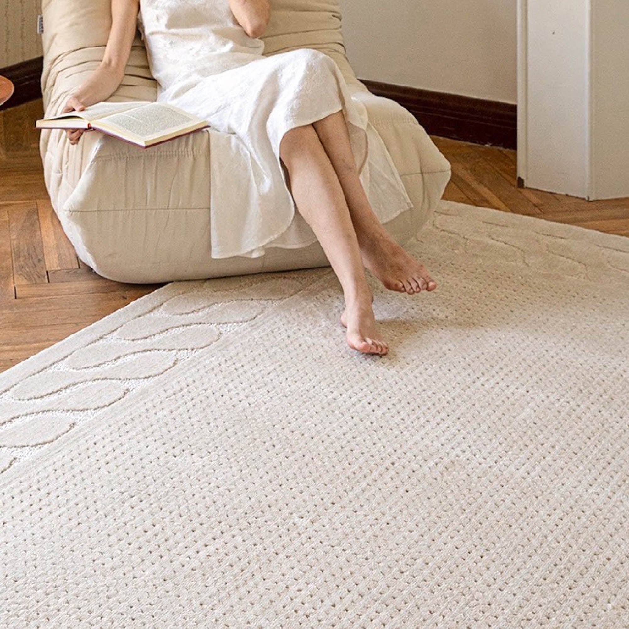 NELI Textured Rug